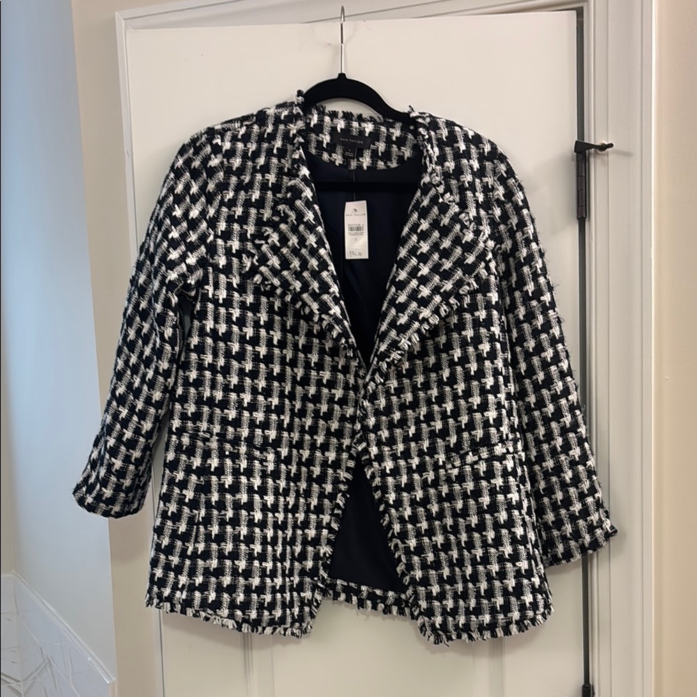 Ann Taylor Black and White Houndstooth Blazer